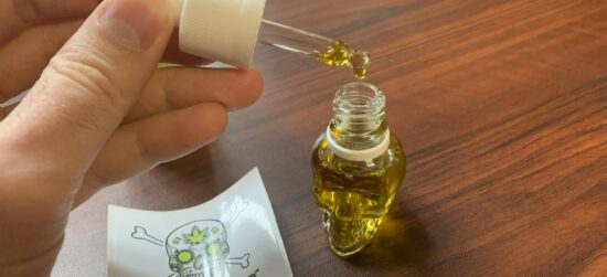 RECENZE CBD oleje / kapek PIRATE CBD™ s 30% koncentrací