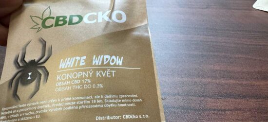 RECENZE: Jaký je CBD konopný květ White Widow (s 17 % CBD)?